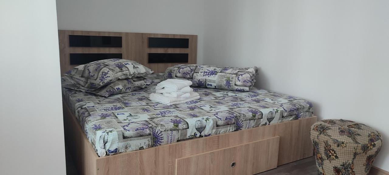 Margeanului Studio Bucureşti Ngoại thất bức ảnh