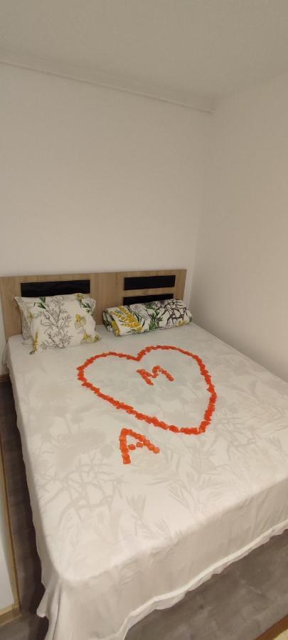 Margeanului Studio Bucureşti Ngoại thất bức ảnh